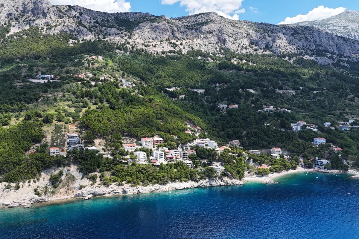 000-2049-92-Makarska-two-residential-units-within-the-resort-for-sale