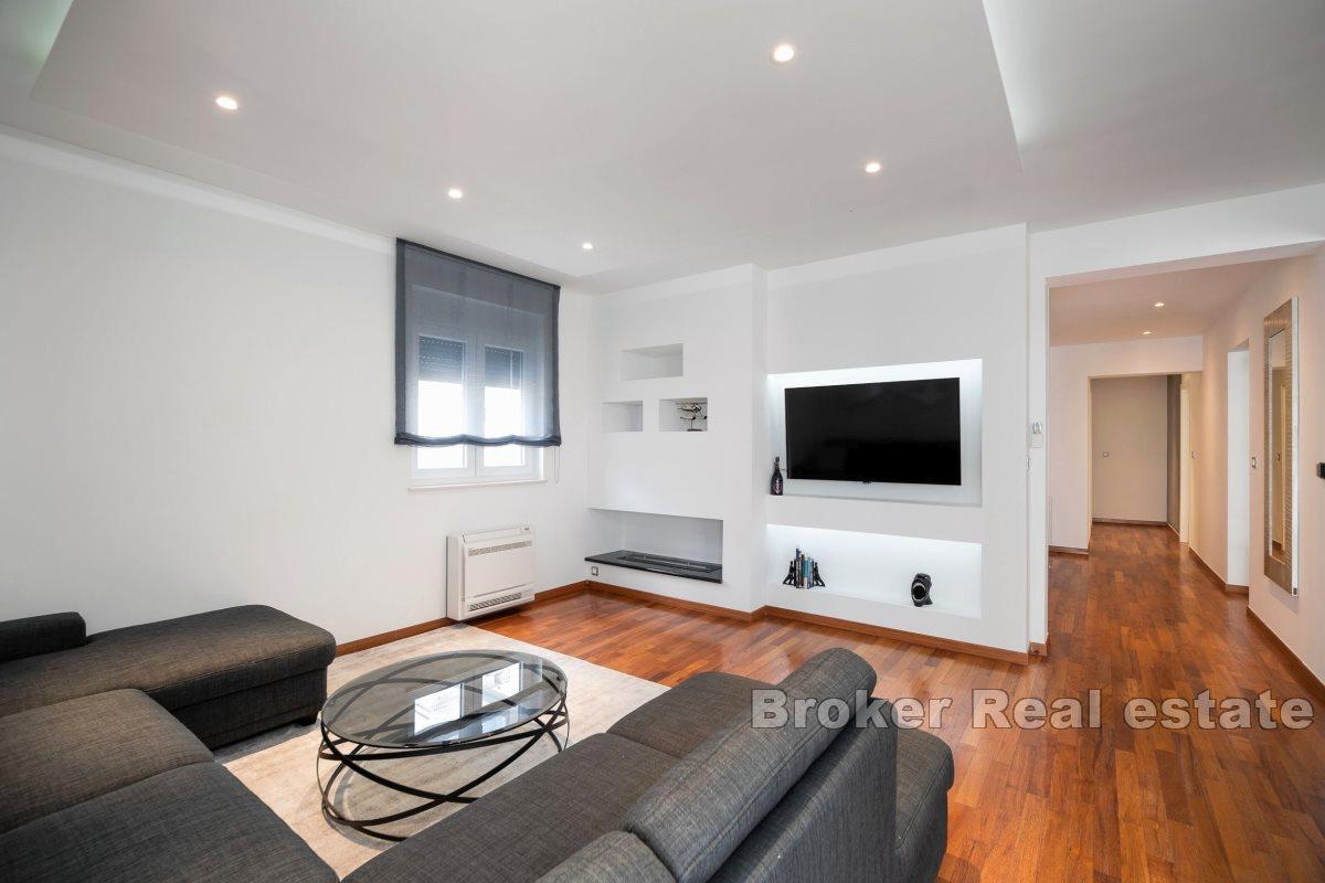 Moderne Apartments mit Meerblick