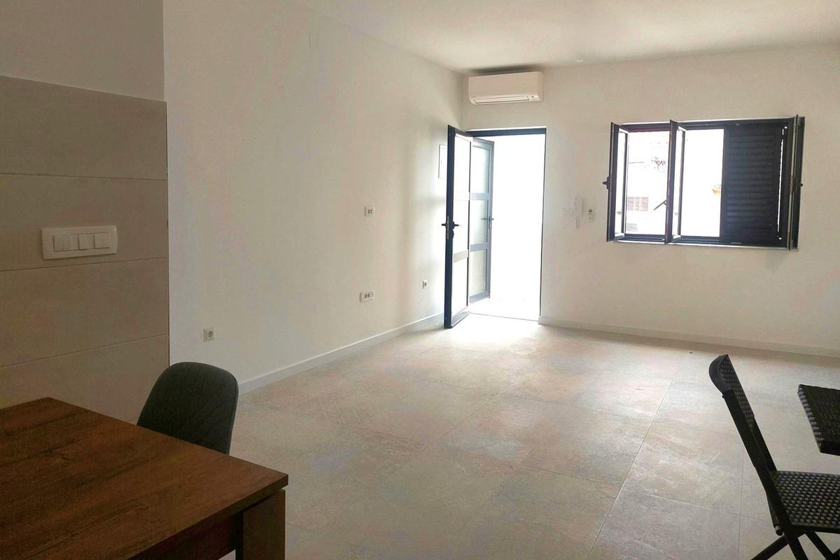 Apartament z jedną sypialnią i garażem w centrum miasta