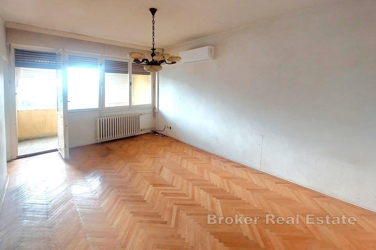Appartement de deux pièces dans un endroit recherché