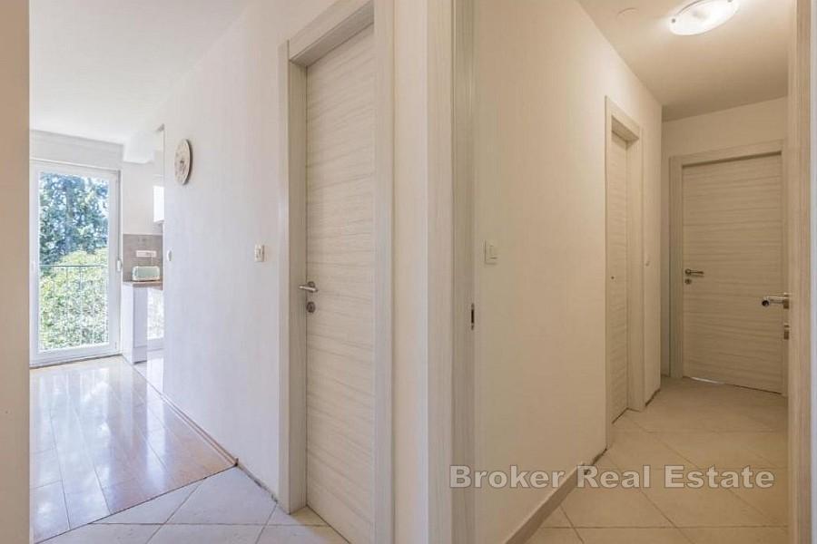 Spacieux appartement familial avec balcon et loggia