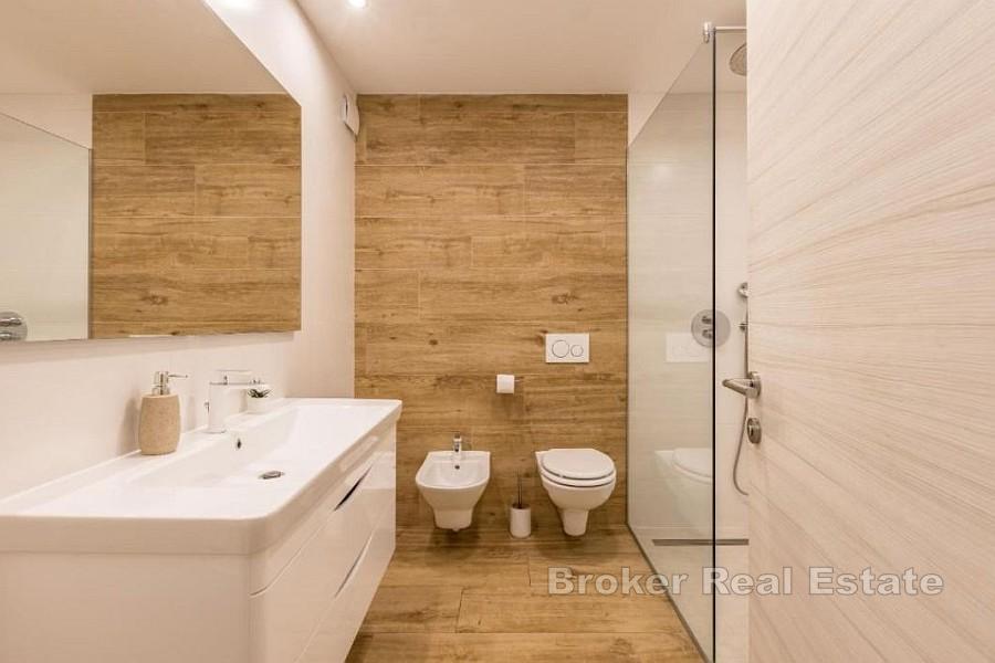 Spacieux appartement familial avec balcon et loggia