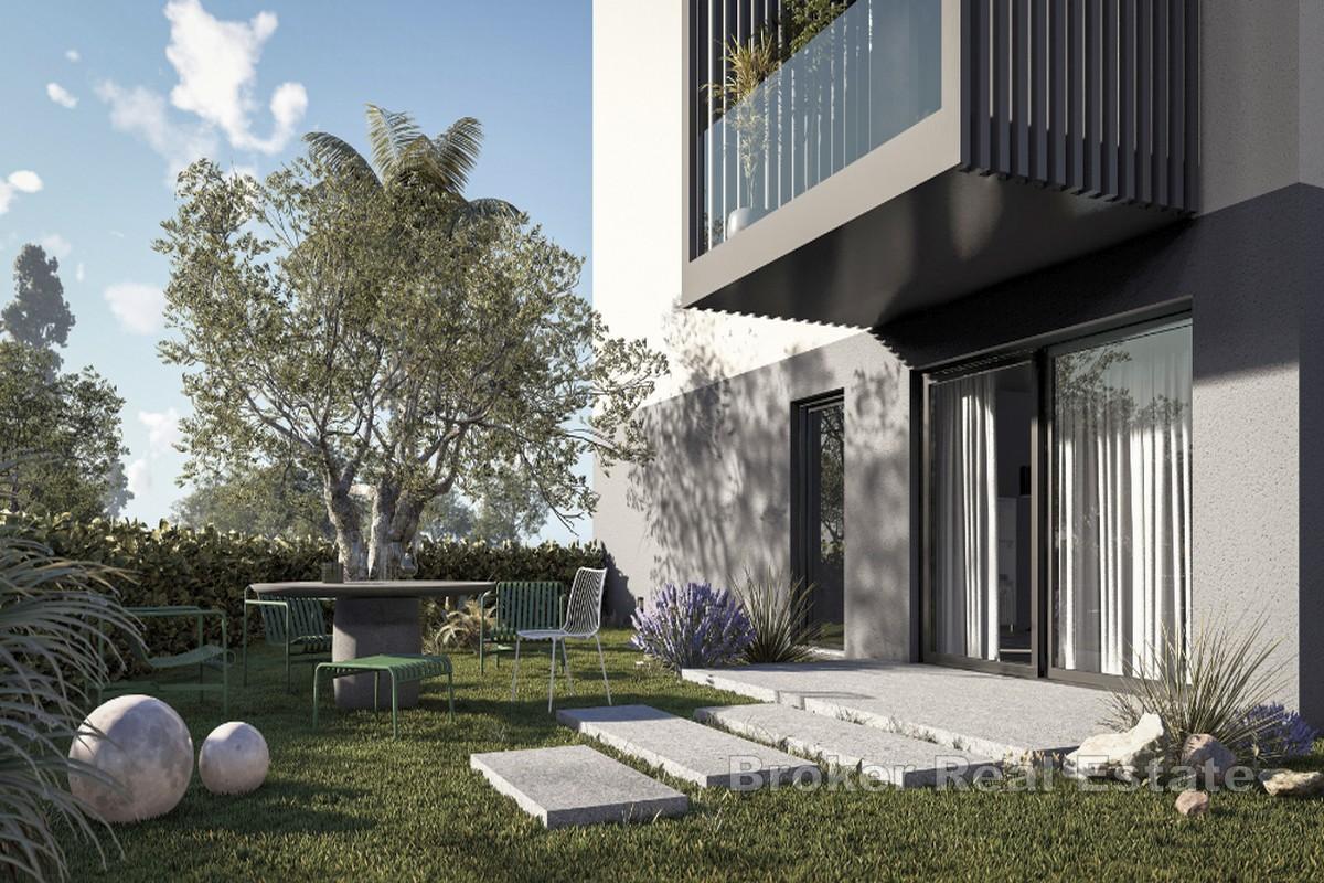 Novostavba - jednopokojový apartmán, přízemí se zahradní terasou