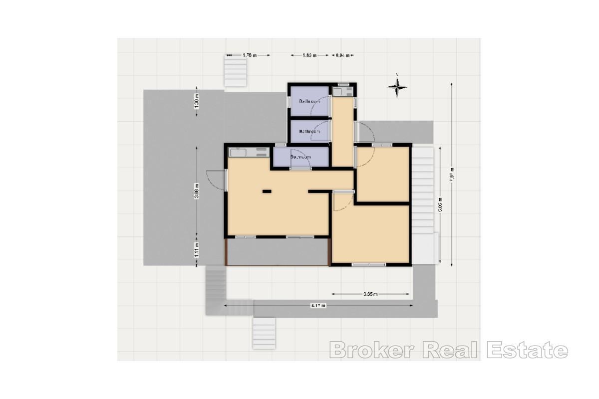 Dom z dużym ogrodem, 70 m od morza