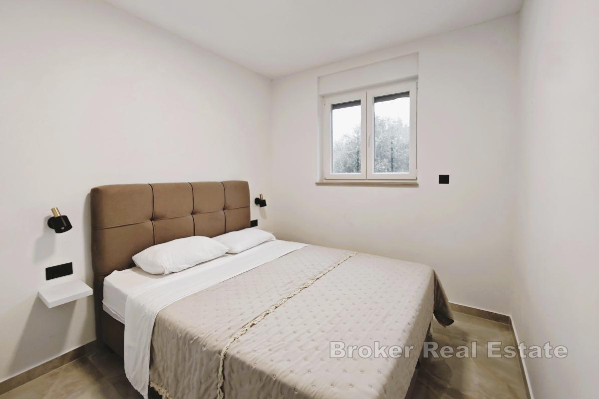 Moderne og nyrenovert leilighet i Žnjan