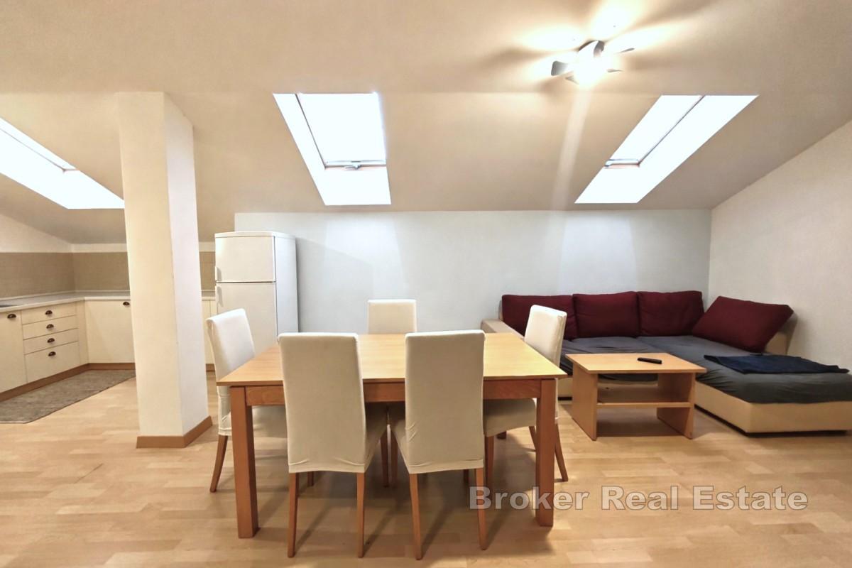 Appartement T3 à Vrboska - Proche du front de mer, belle opportunité