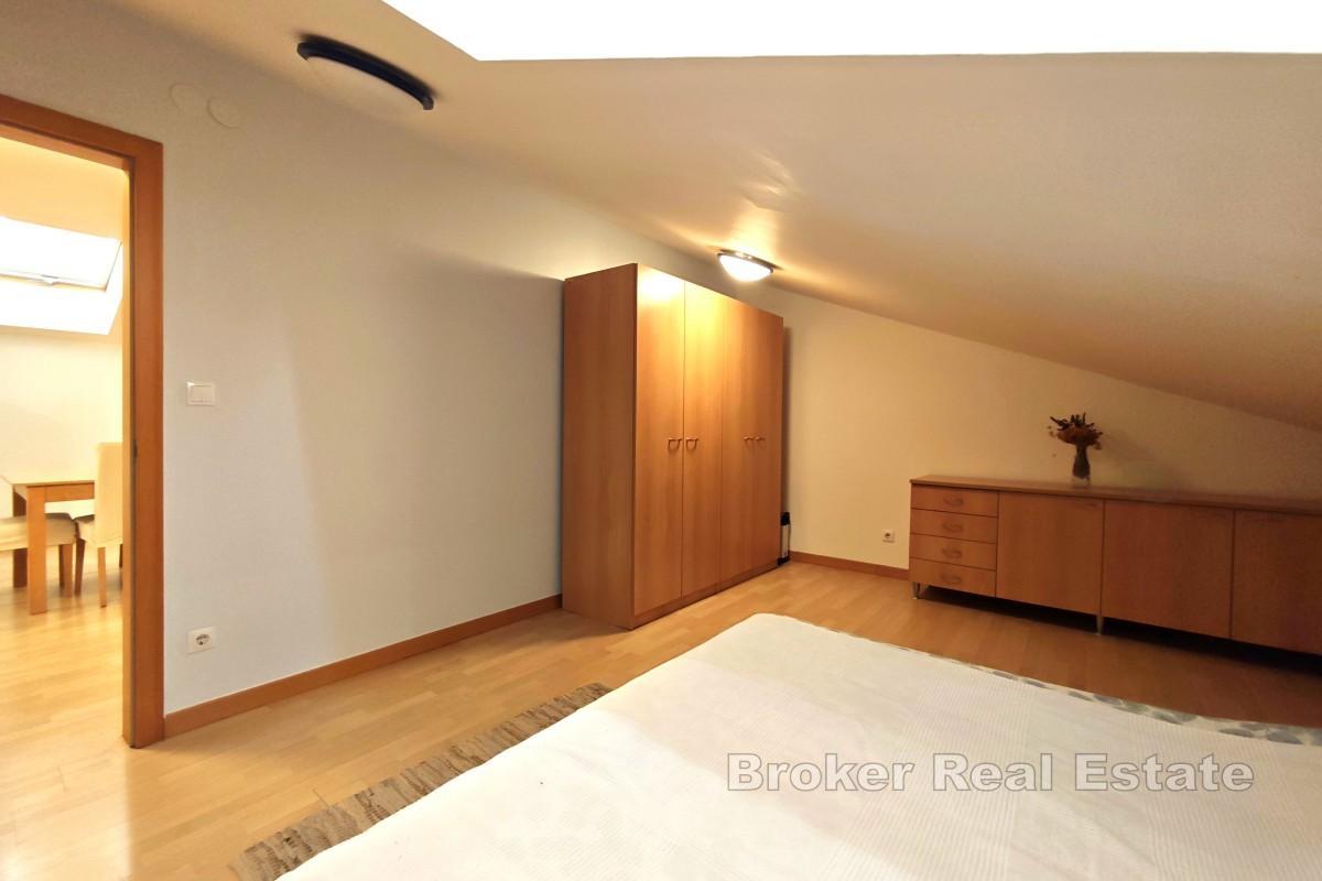 Appartement T3 à Vrboska - Proche du front de mer, belle opportunité
