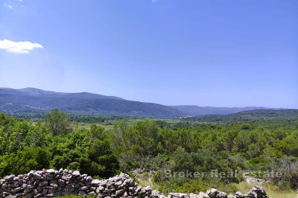 Terreno agricolo nella zona storica di Stari Grad