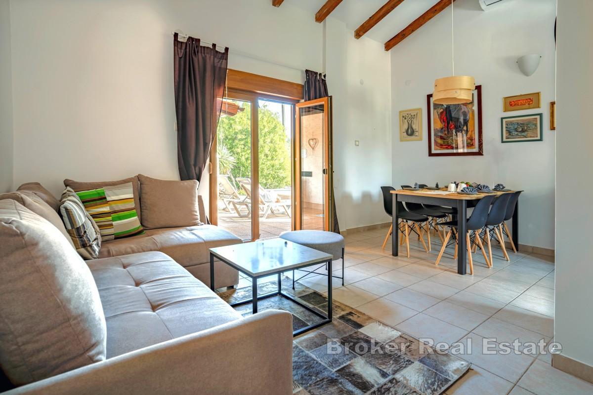 Casa vacanze con giardino mediterraneo, piscina e sauna