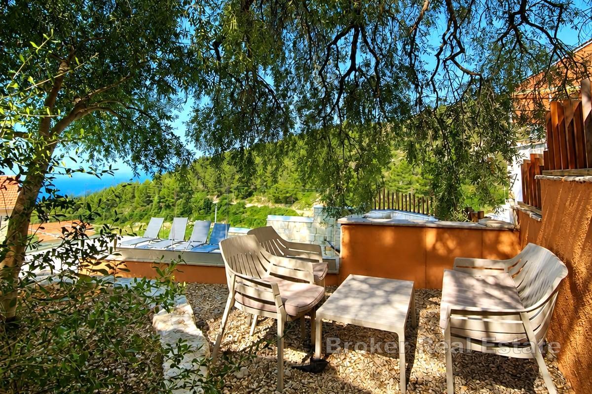 Steinhaus mit Pool an der Südküste der Insel Hvar