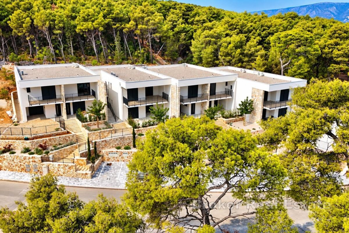 Moderní novostavba - mezonetový apartmán 100 m od moře