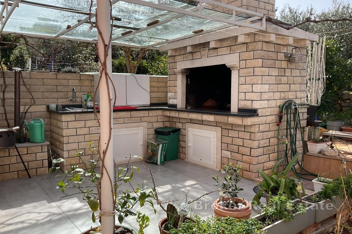 Casa bifamiliare con vista mare