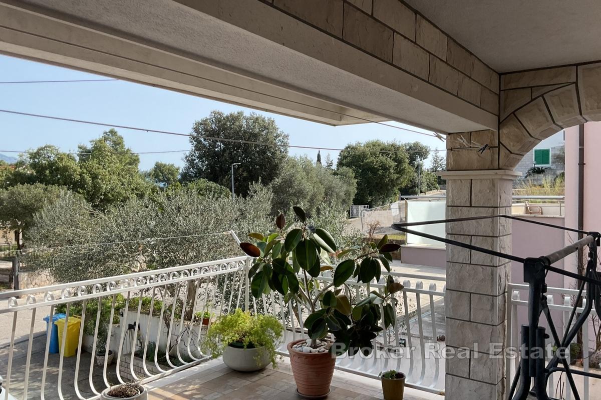 Casa bifamiliare con vista mare