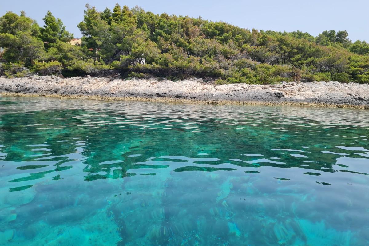 001-2052-100-Korcula-Building-plot-first-row-to-the-sea-for-sale