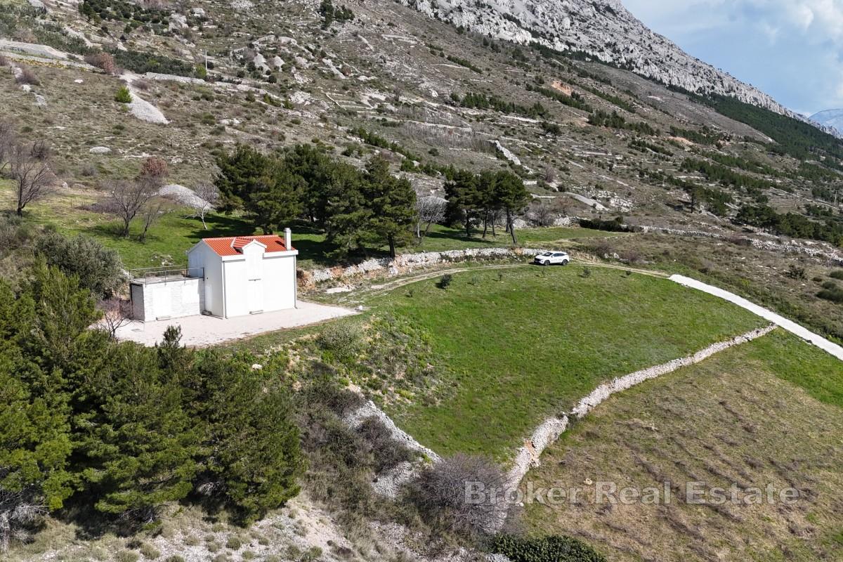 Zemljište i kuća s pogledom