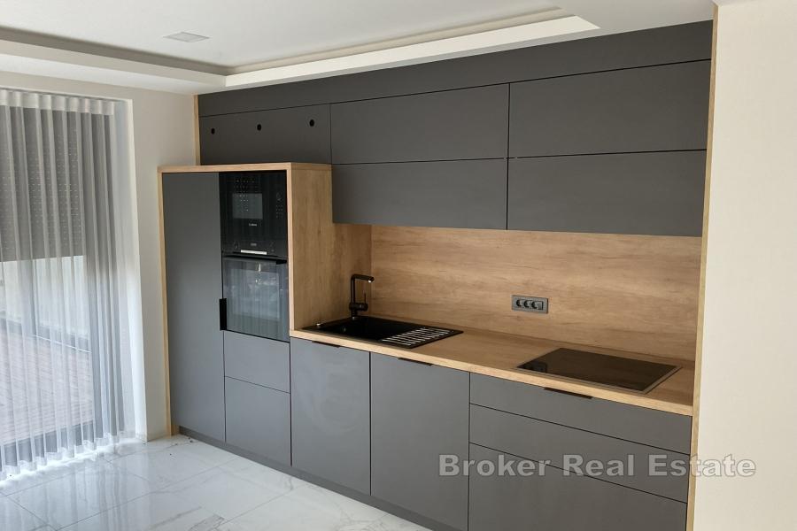 Moderne Villa mit Meerblick