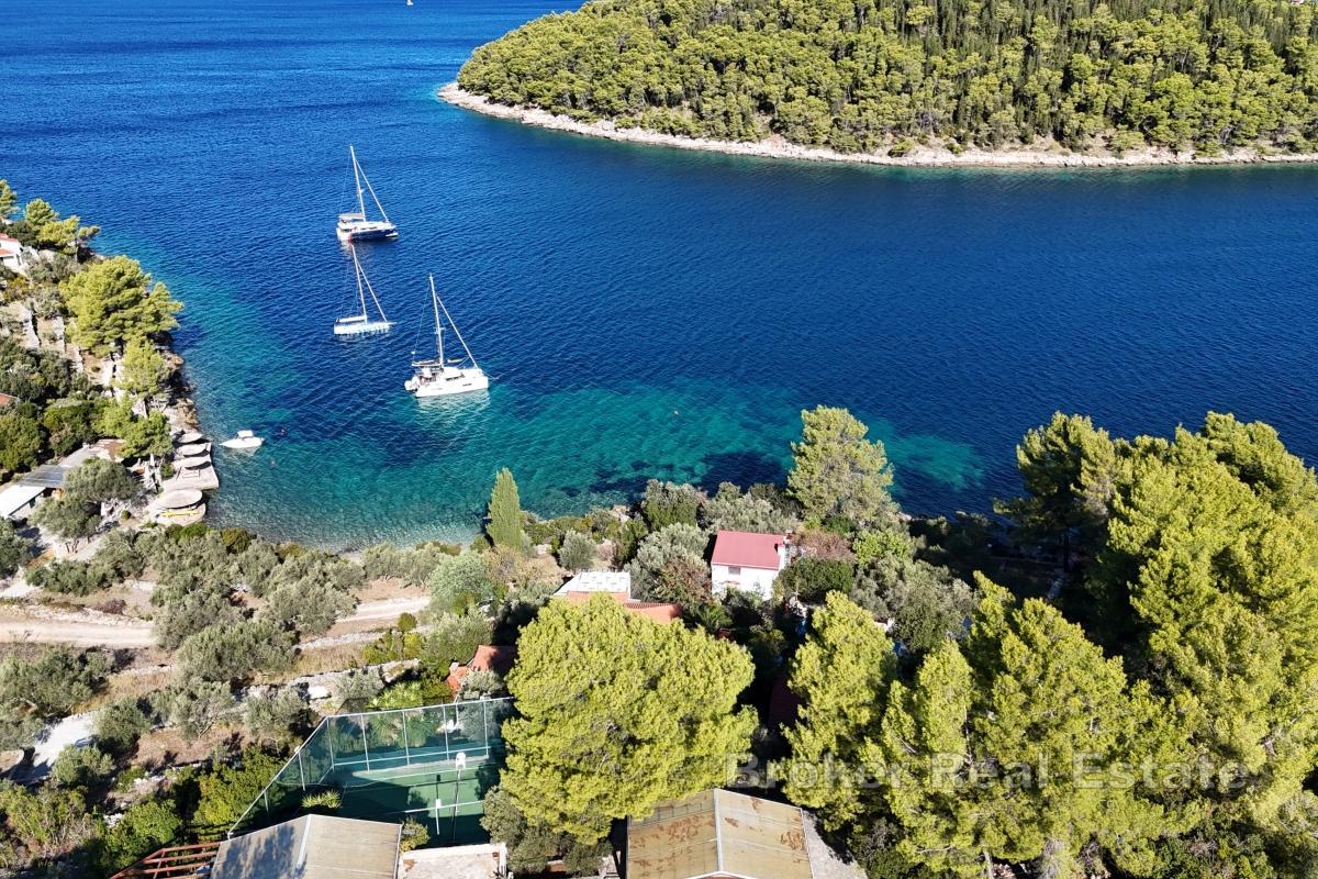 Casa fronte mare con piscina