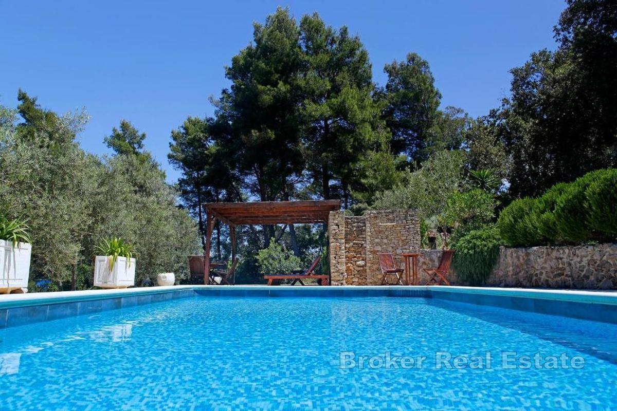 Casa fronte mare con piscina