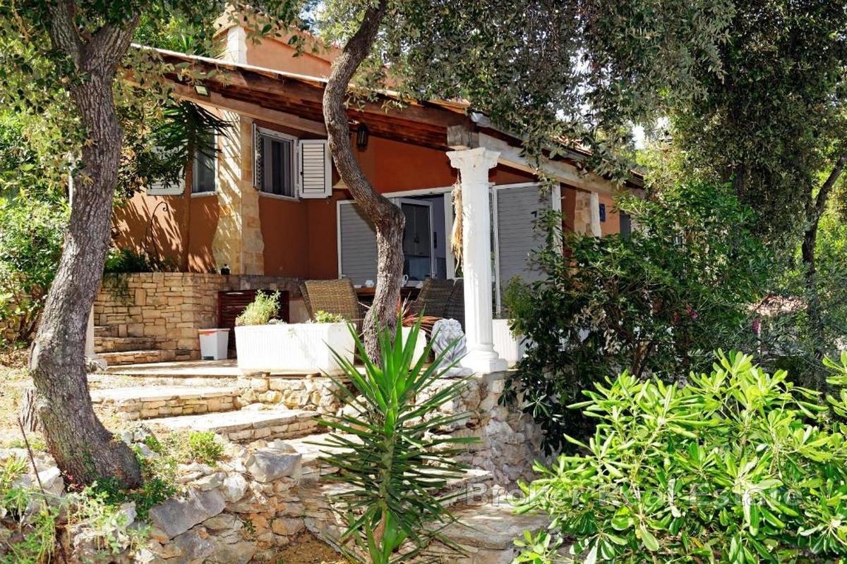 Casa fronte mare con piscina