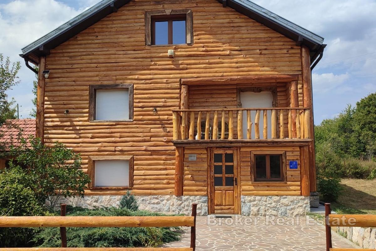 Et vakkert hus med tomt