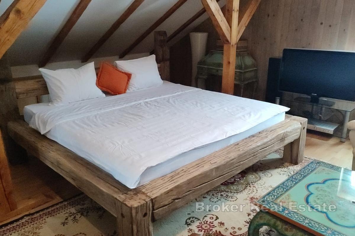 Une belle maison avec terrain