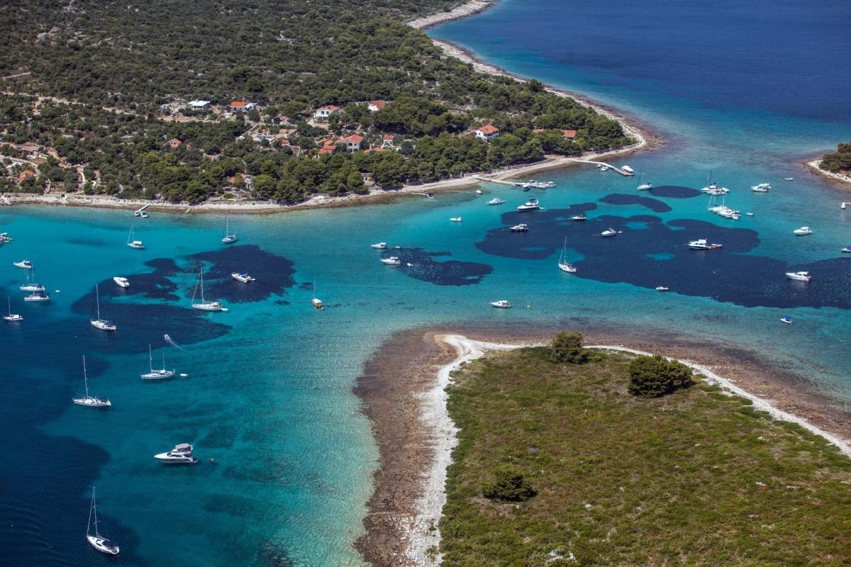 Byggtomt nära havet