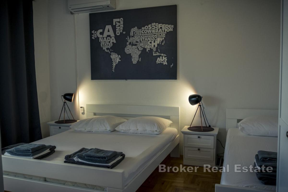 Maison individuelle avec piscine et vue mer