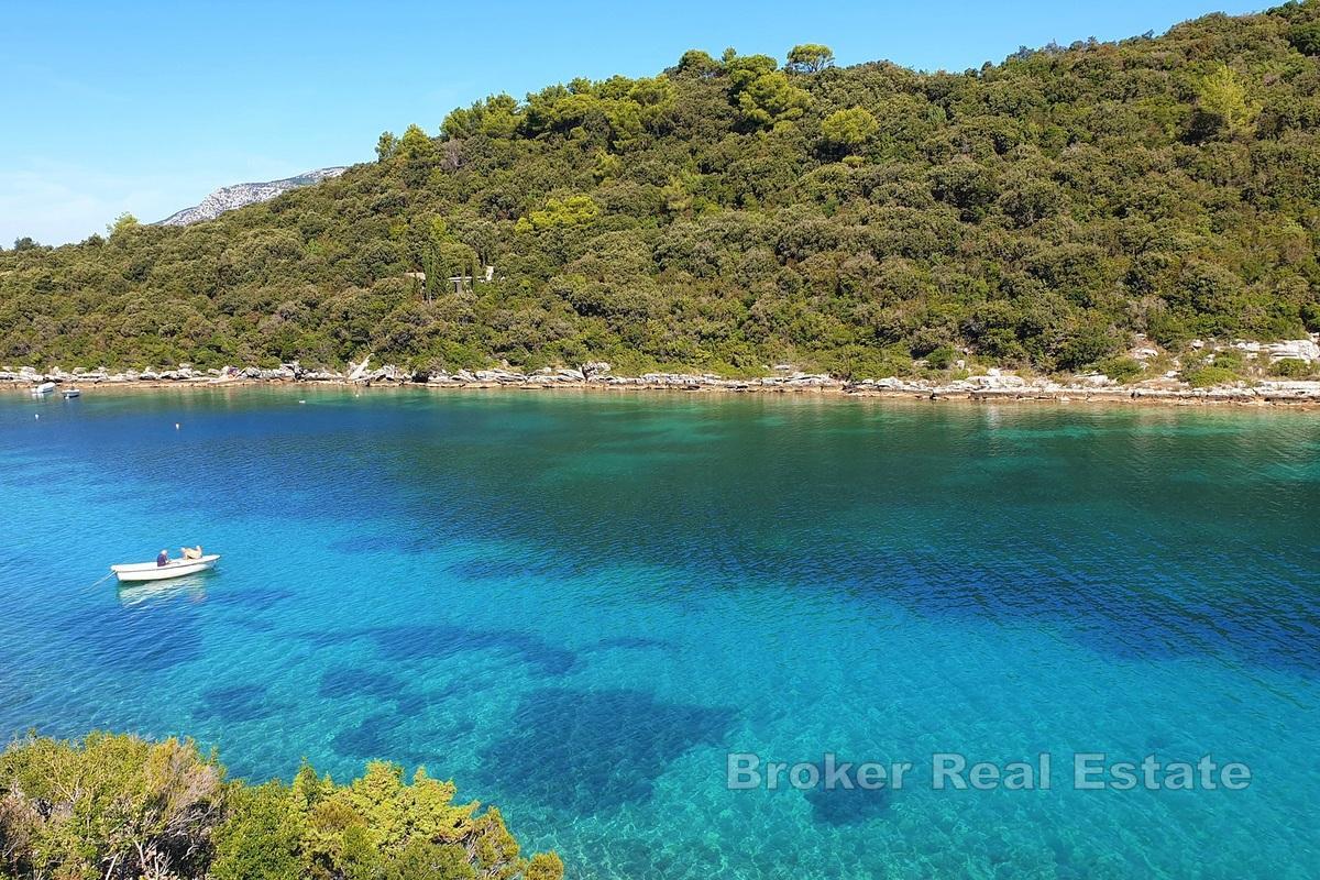 Byggnadsmark med havsutsikt