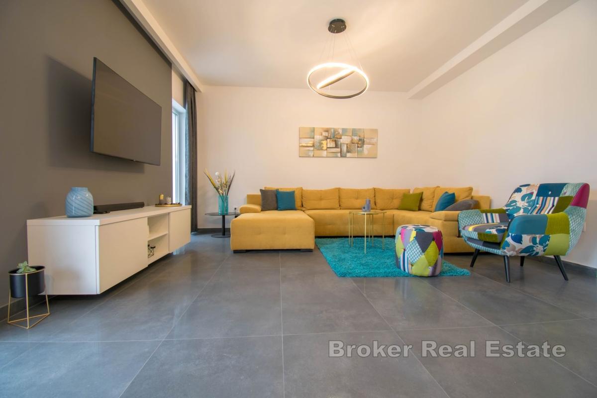 Villa avec piscine et vue mer