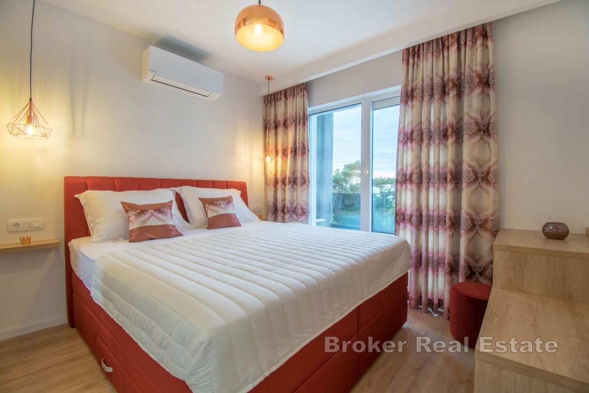 Villa avec piscine et vue mer