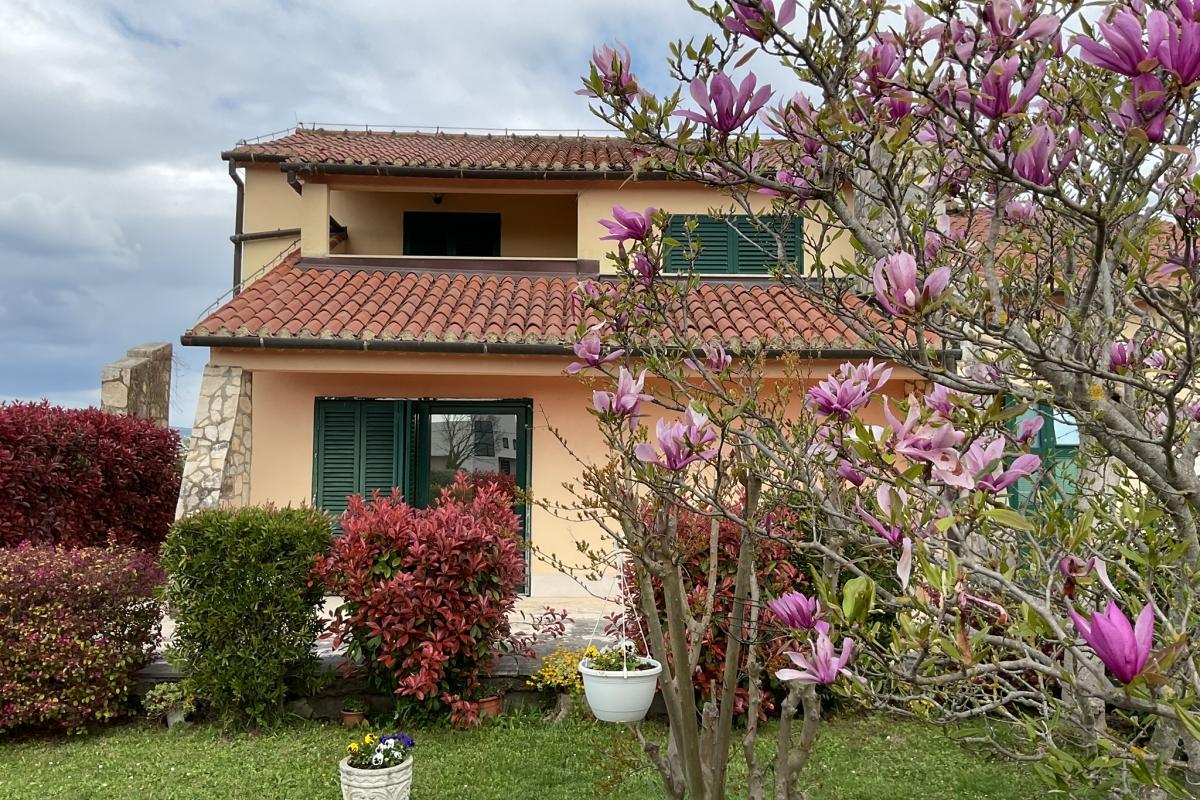 001-2052-29-Metkovic-Family-house-surrounded-by-nature-for-sale