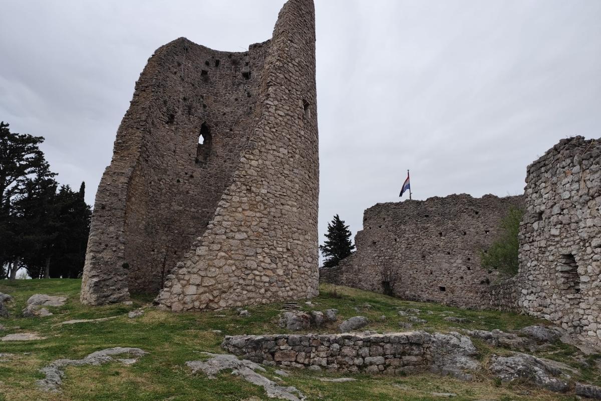 001-2052-38-Dalmatian-Hinterland-Commercial-space-for-sale