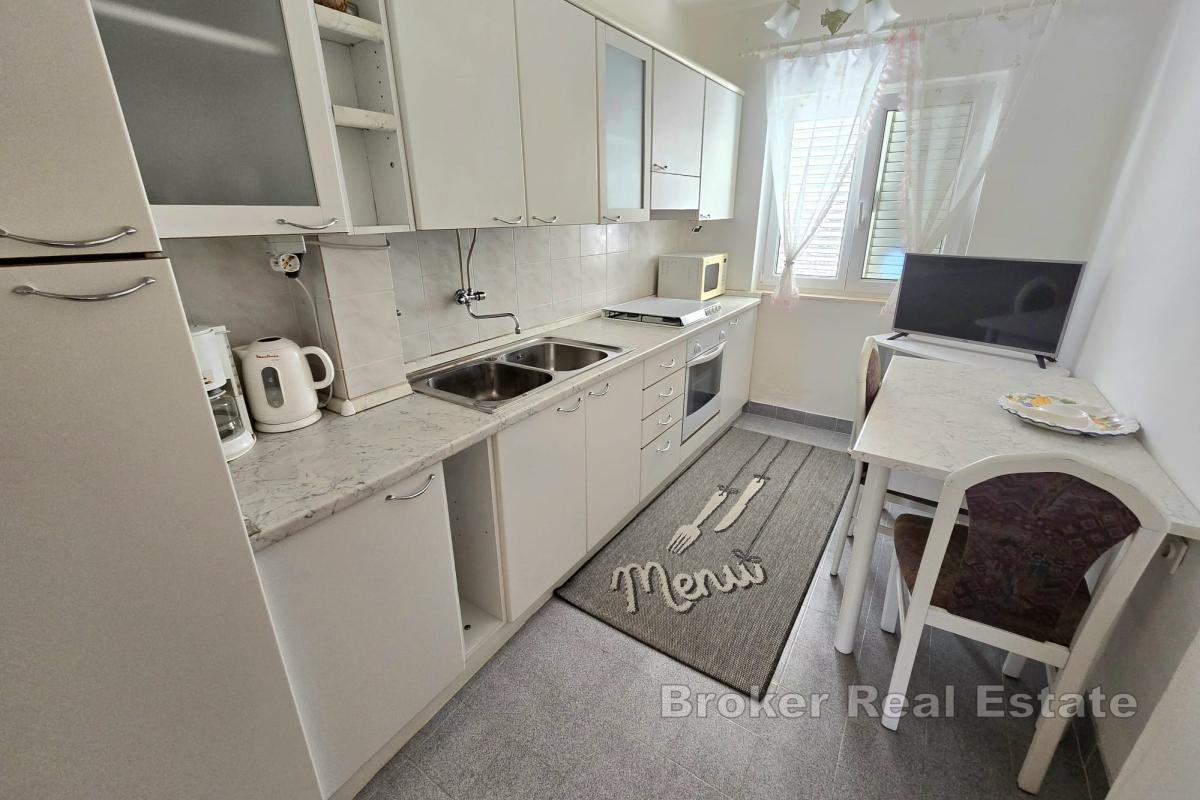 Familienhaus mit Wohnungen in Meeresnähe