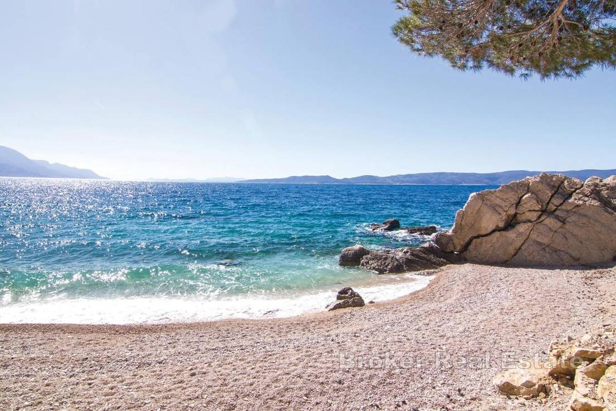 Baugrundstück mit Panoramablick auf das Meer