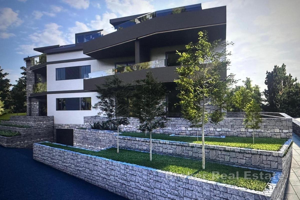 Moderno appartamento in un nuovo edificio con vista mare