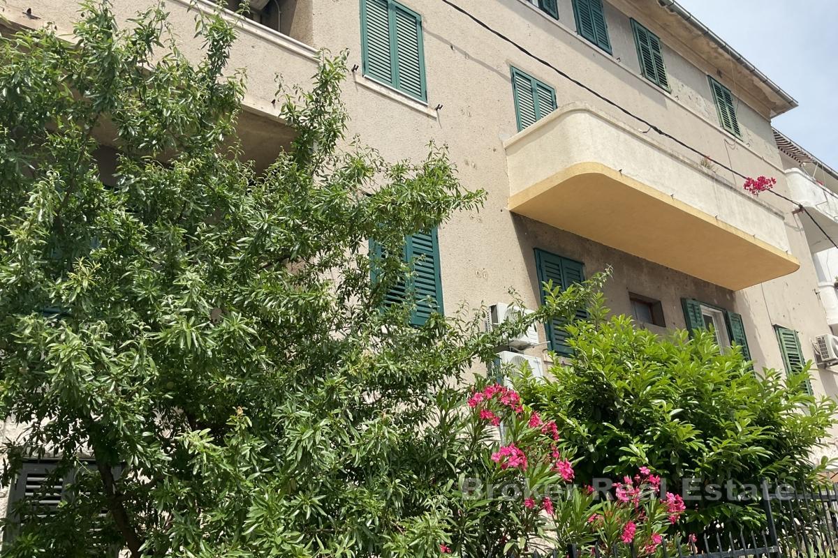 Appartement deux chambres à Split, proche de la mer