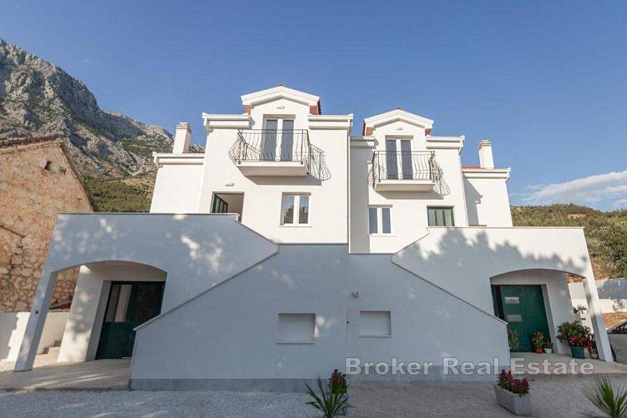 Villa moderne au calme avec vue dégagée sur la mer