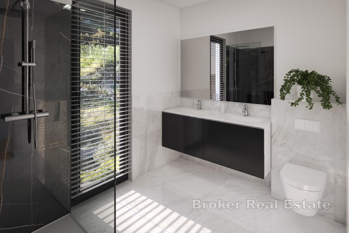 Villa mit Pool und Wellness in Strandnähe