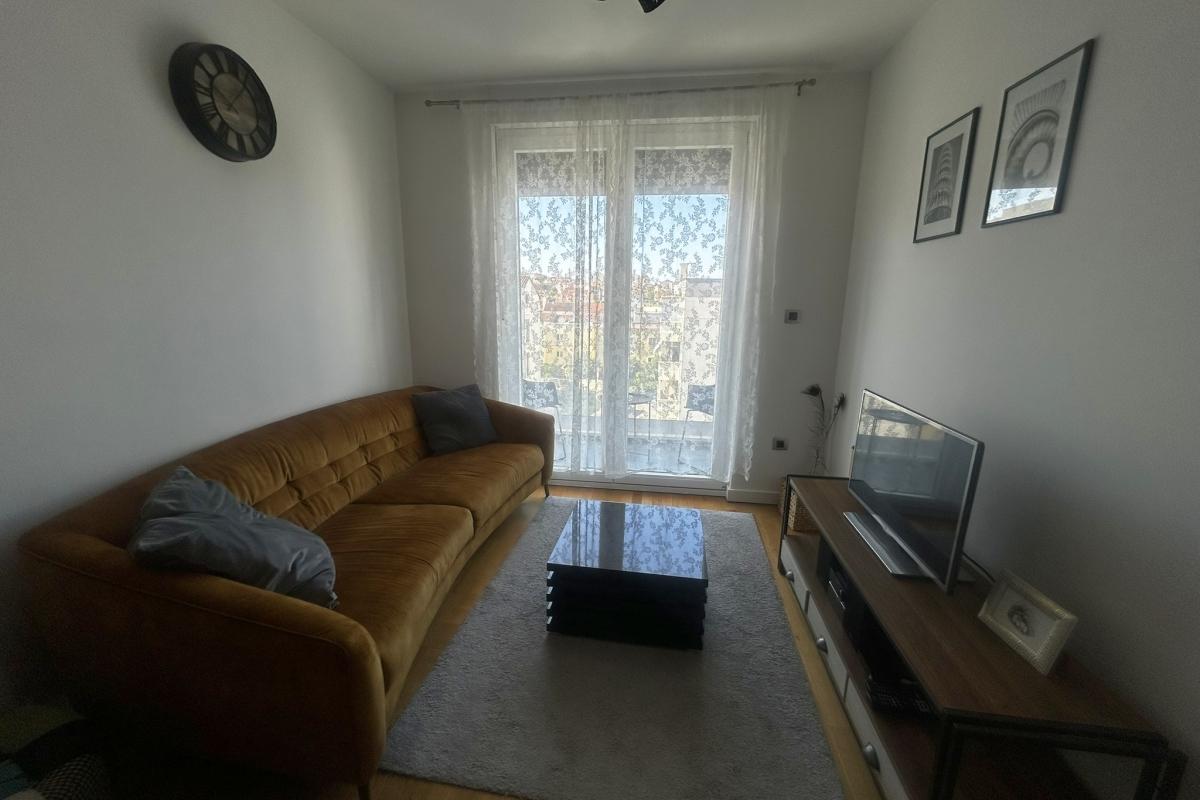 001-2052-63-Split-Mejasi-Modern-two-bedroom-apartment-with-garage-for-rent