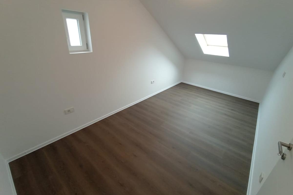 Appartamento con tre camere da letto a Spalato