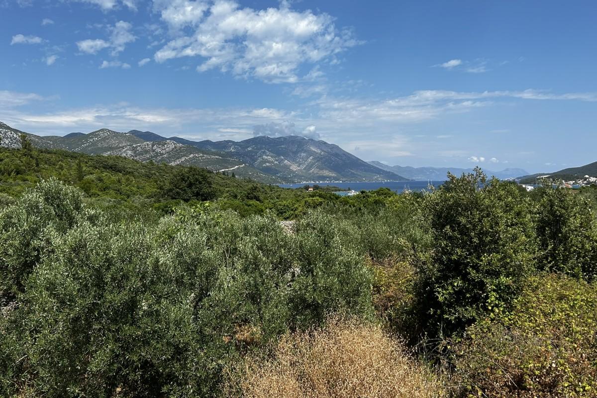 001-2052-70-Building-plot-with-sea-view-for-sale