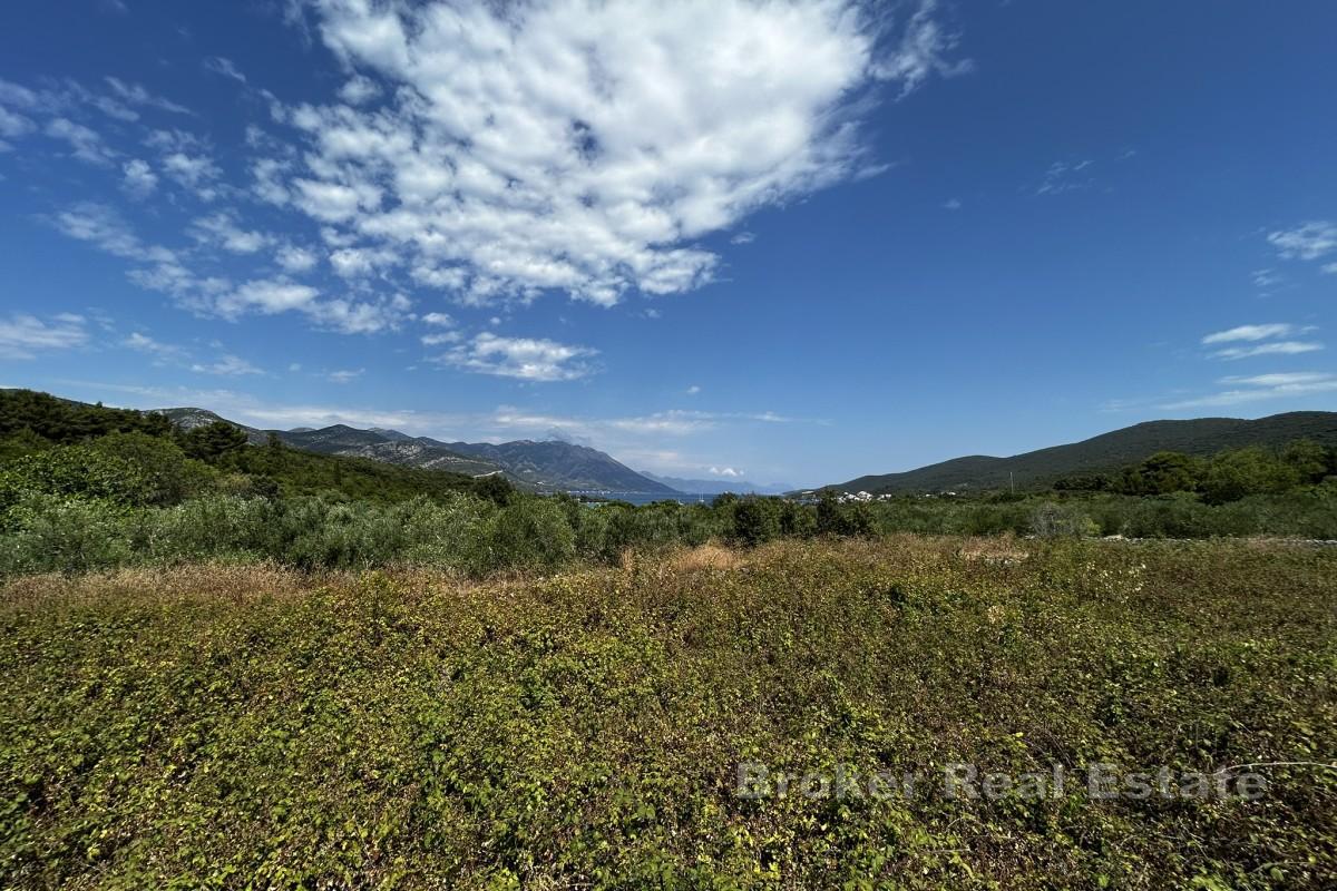 Građevinsko zemljište s pogledom na more
