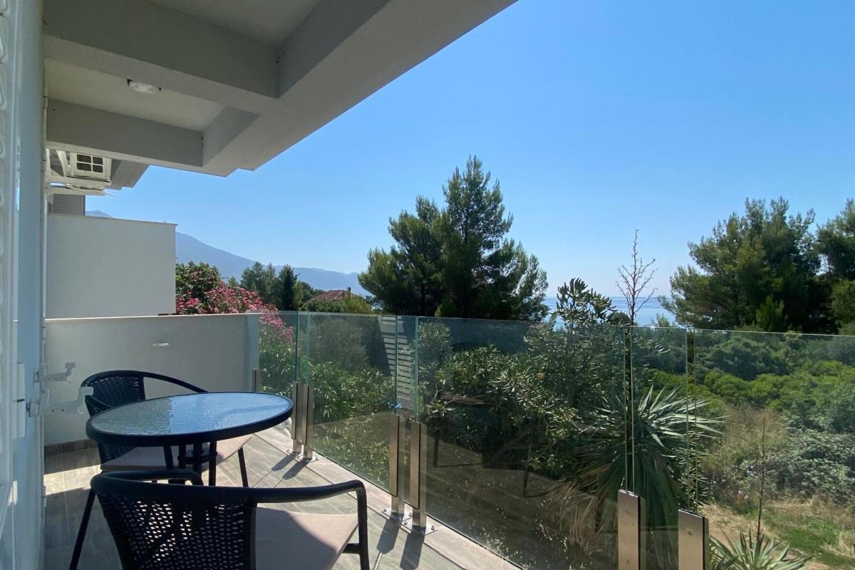 001-2052-87-Peljesac-Hotel-with-a-sea-view-for-sale