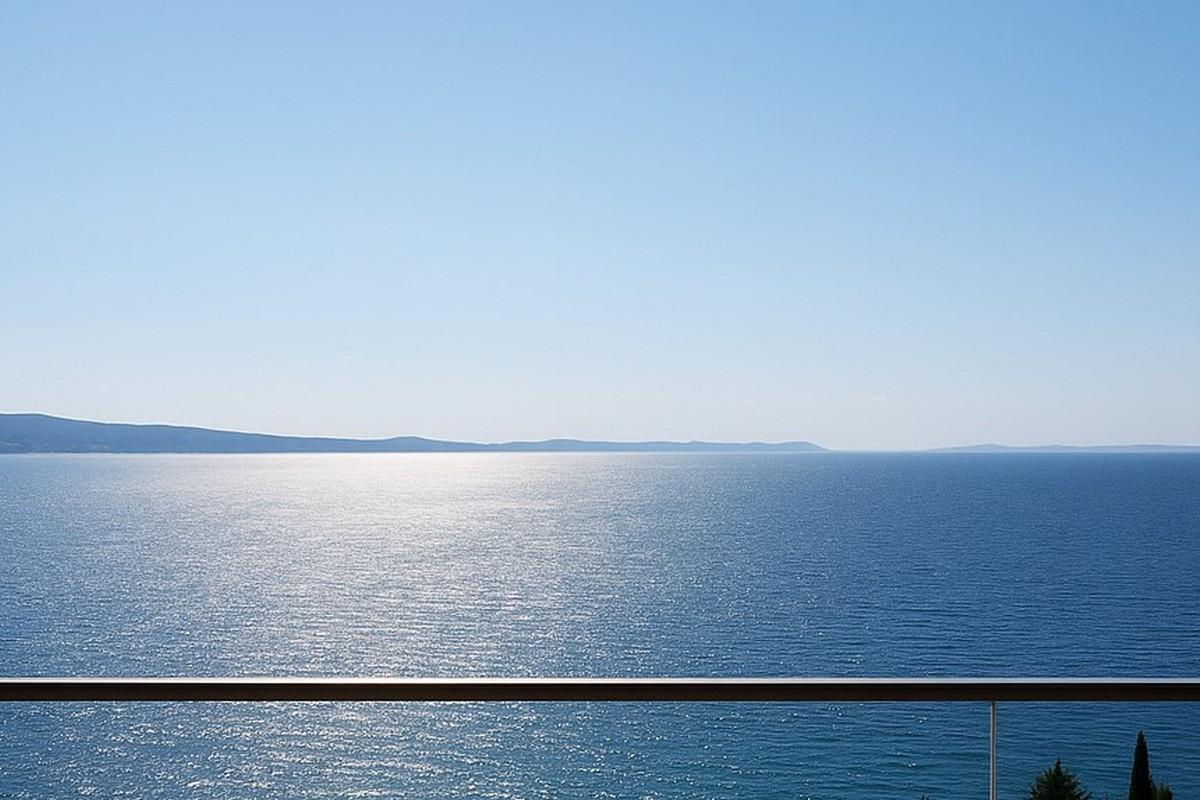 Appartement deux chambres en bord de mer