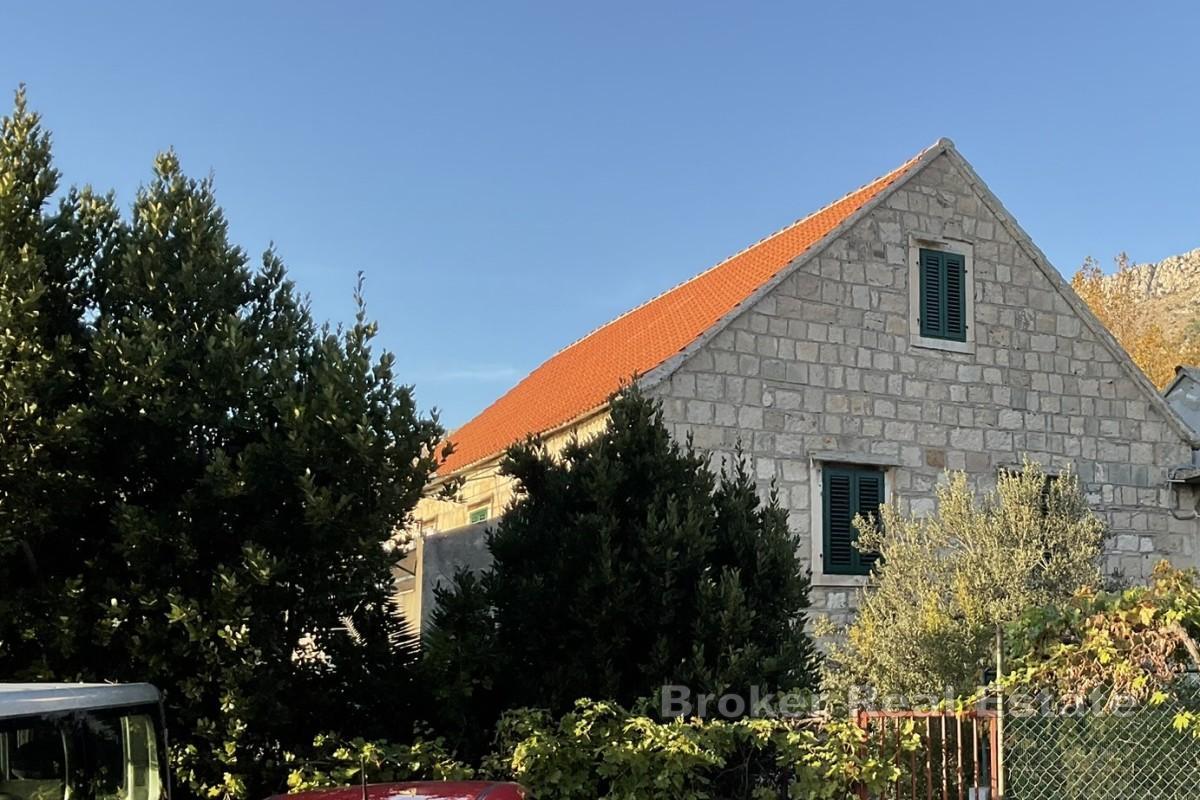 Casa in prima fila sul mare