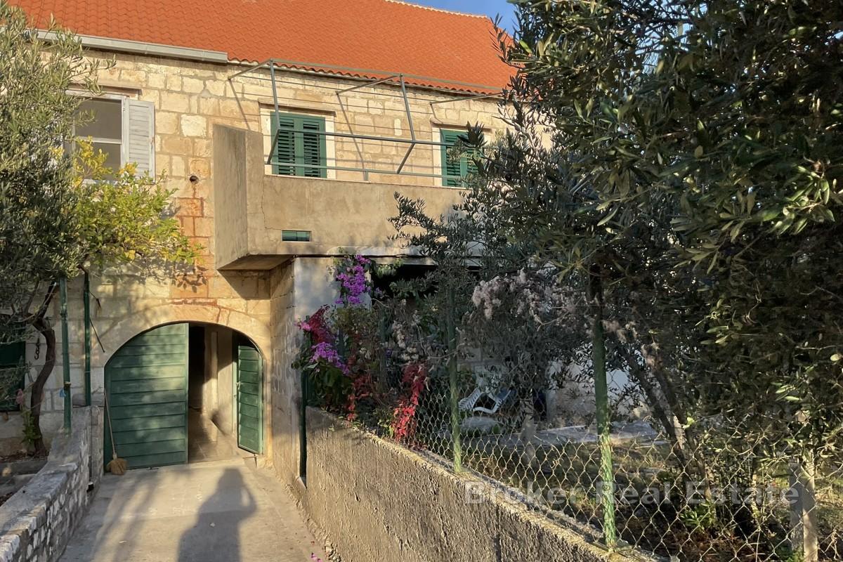 Casa in prima fila sul mare