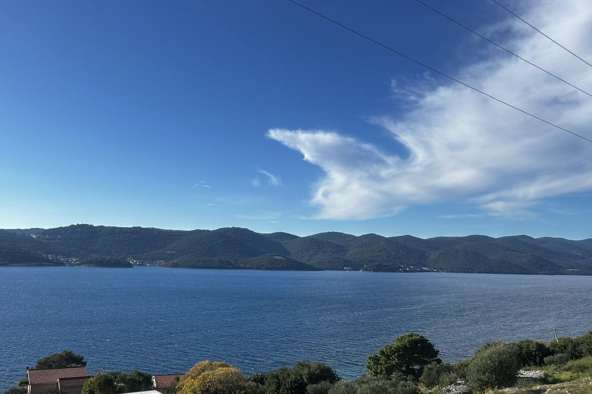 001-2052-96-Peljesac-Building-plot-with-project-and-permit-for-sale