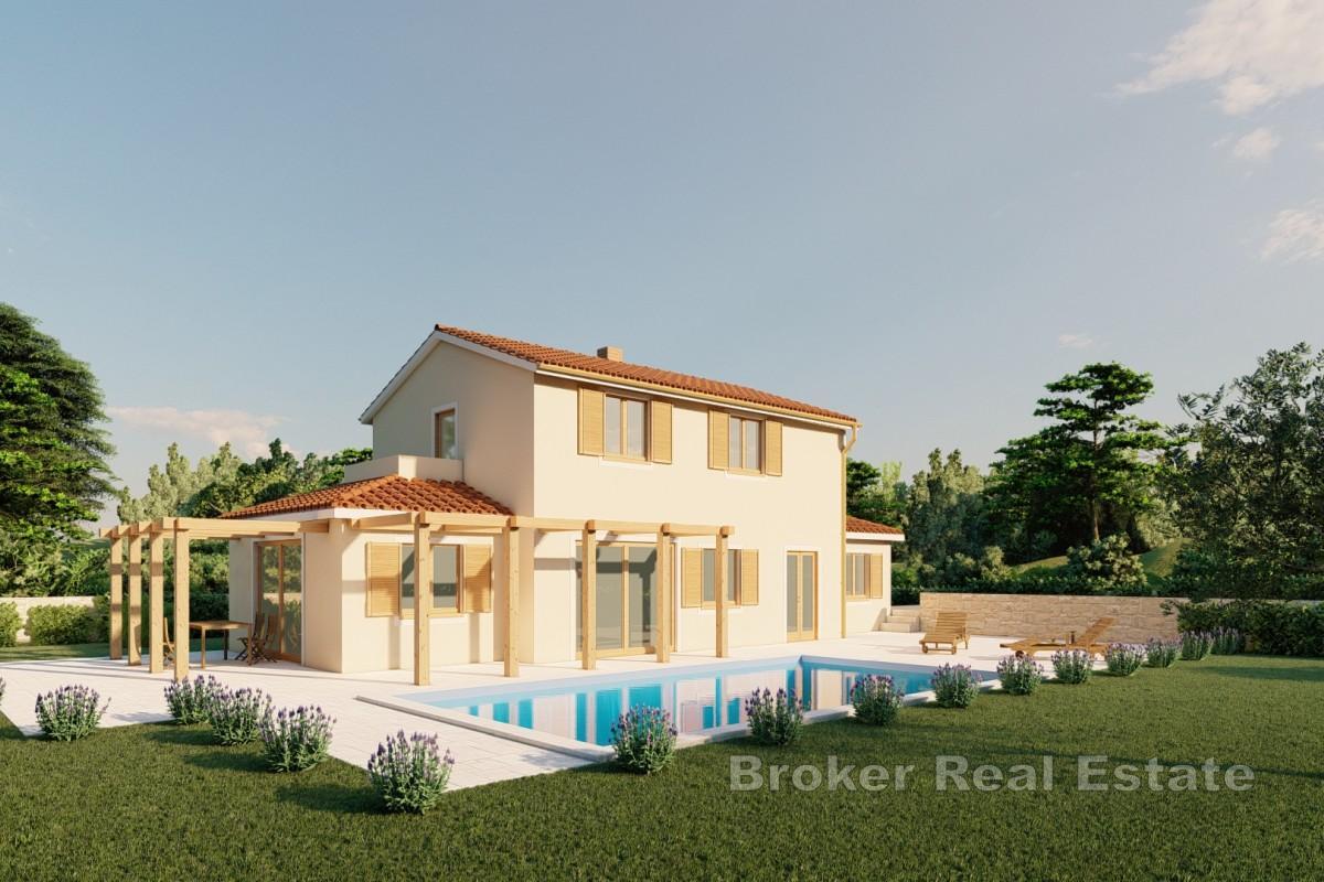 Casa a due piani in costruzione con piscina