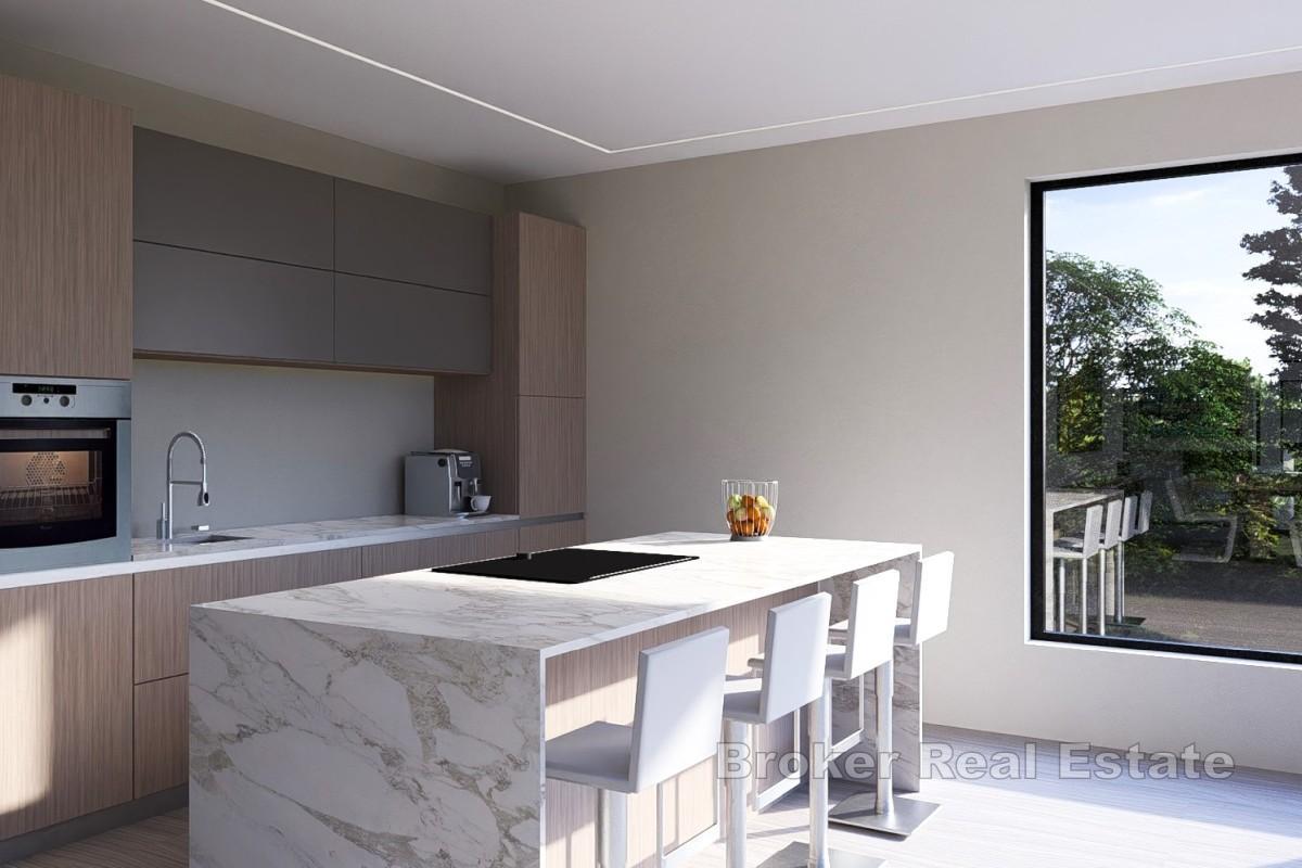 Toppleilighet med panoramautsikt og takterrasse