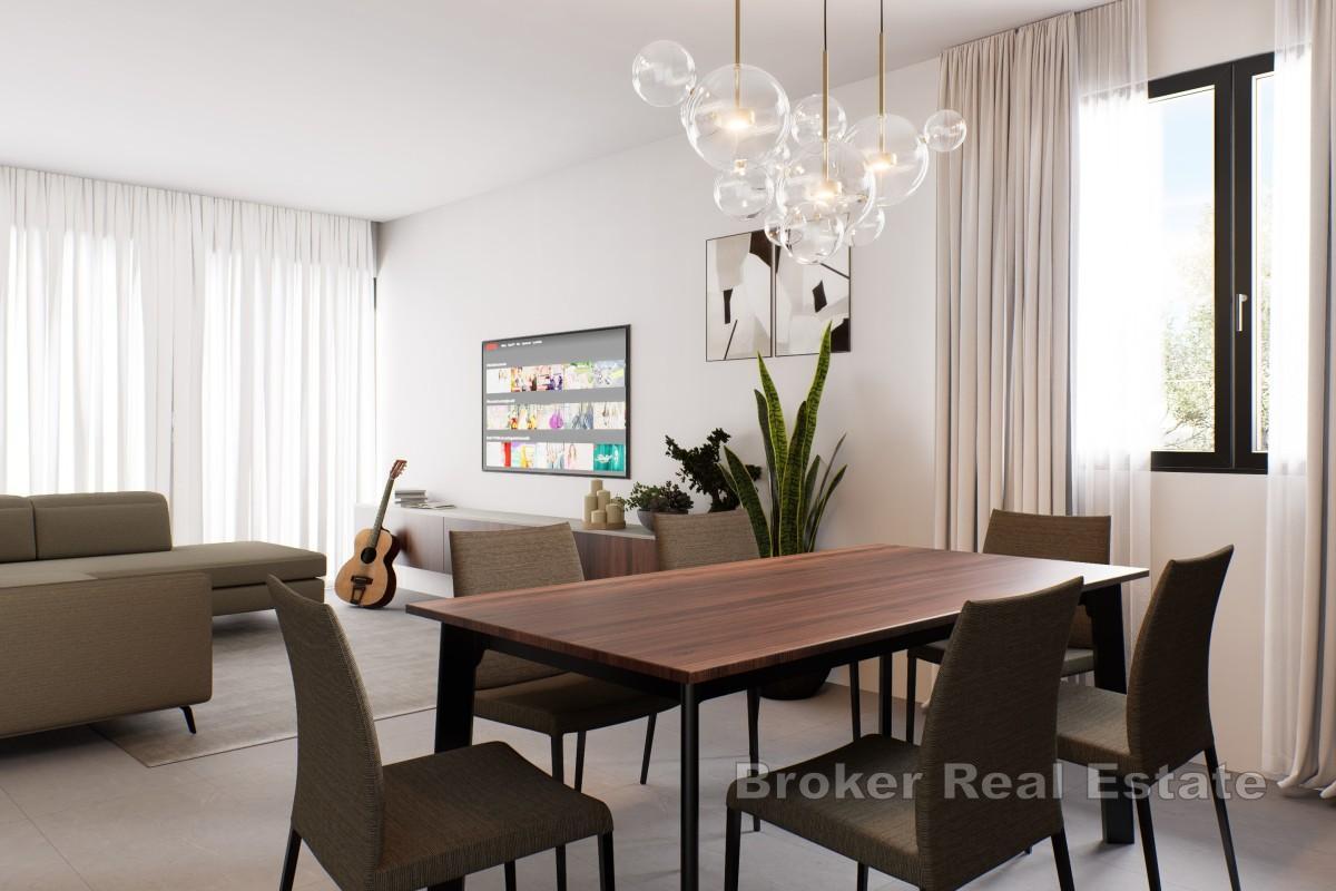 Luxusní apartmán s prostornou zahradou a výhledem na moře